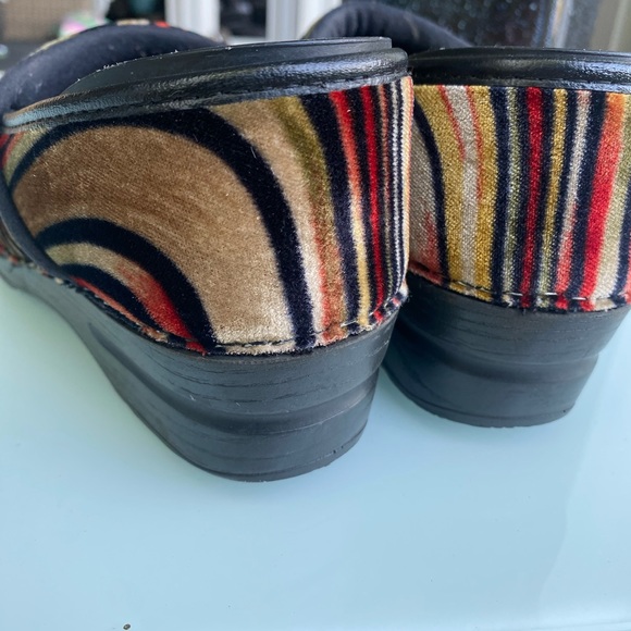 Size 41 Sanita Walking Clog Plush Fabric Spiral Upper - Picture 2 of 5